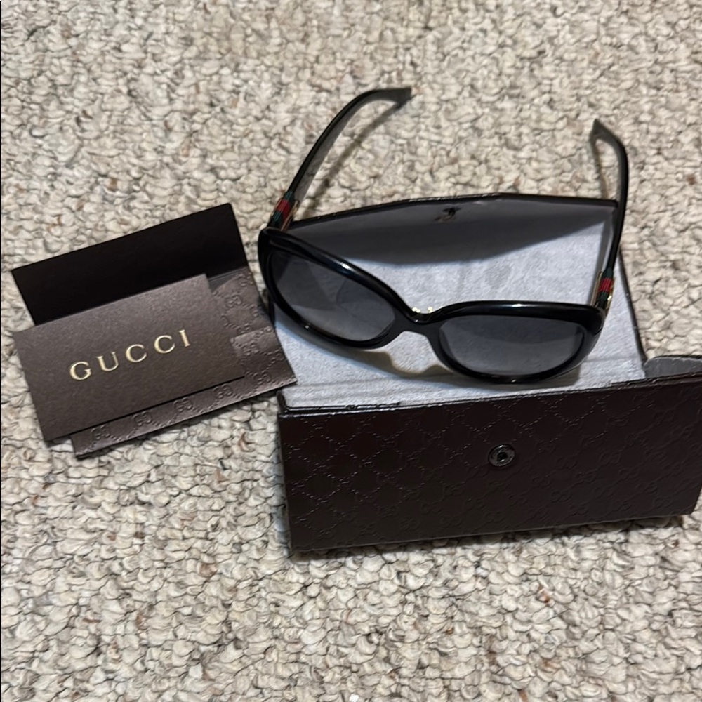 Gucci Black sunglasses